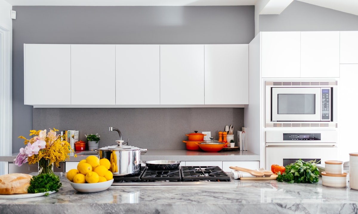 کابینت و پیشخوان آشپزخانه